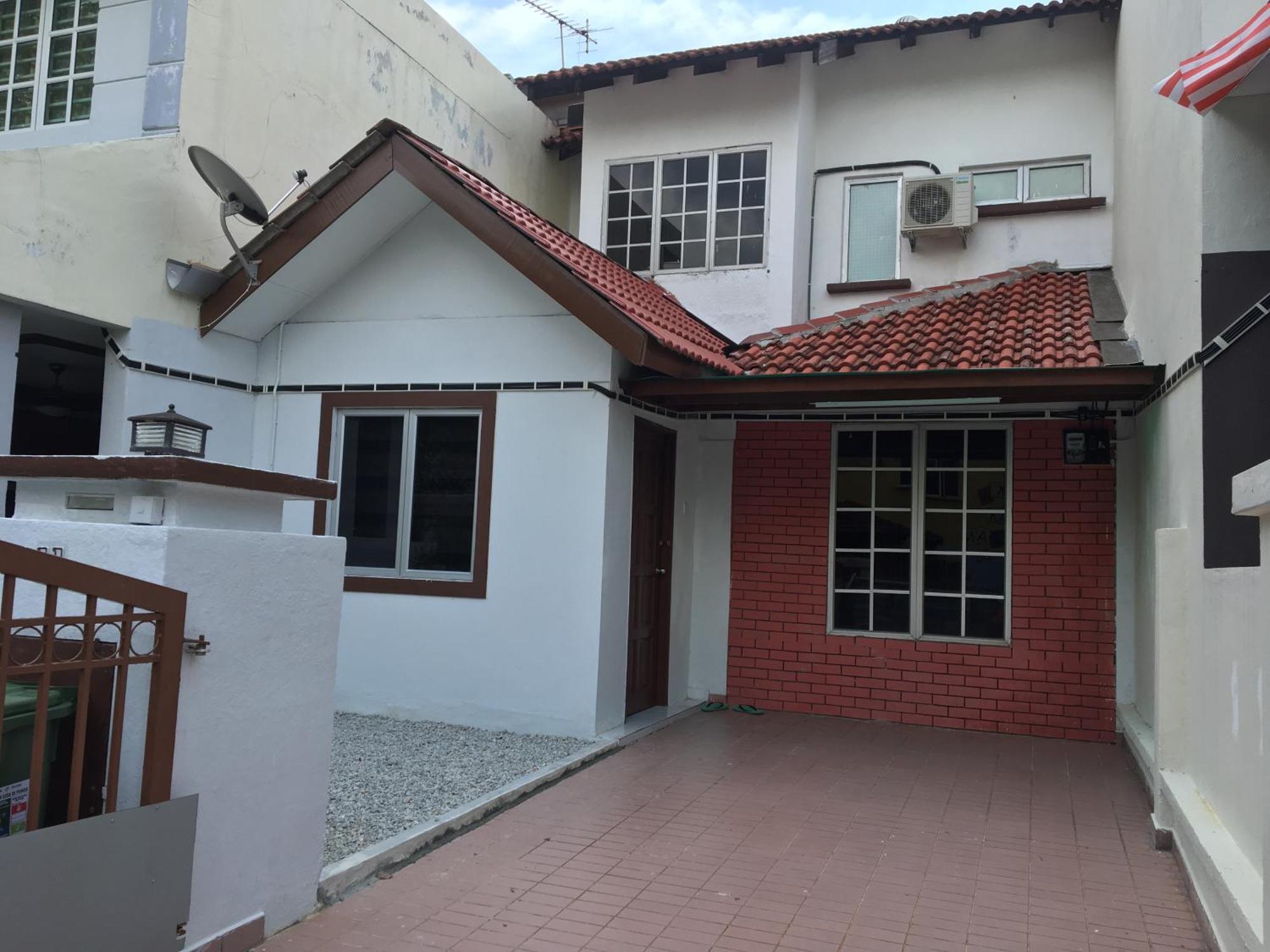 Rb Double Storey Bandar Tasik Selatan Homestay Kuala Lumpur Exterior foto