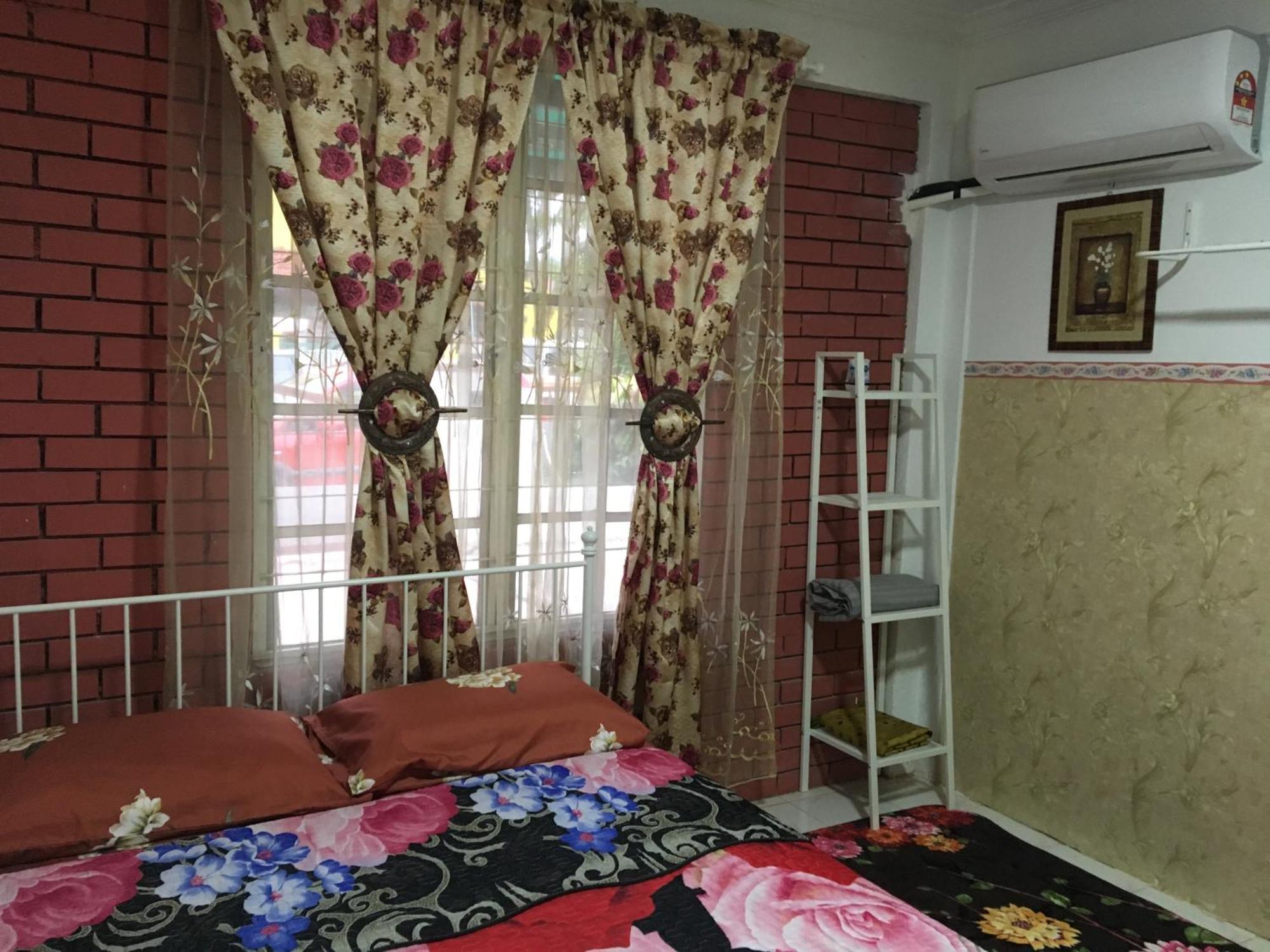 Rb Double Storey Bandar Tasik Selatan Homestay Kuala Lumpur Exterior foto